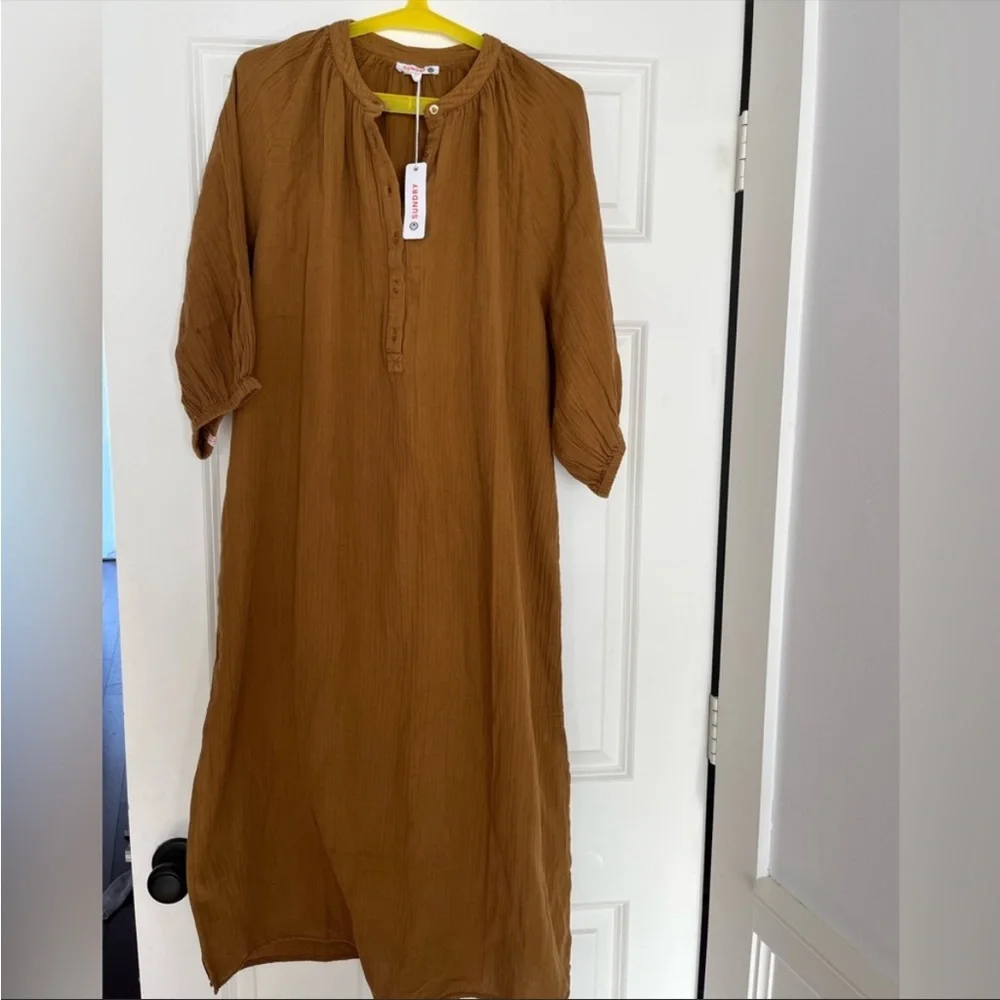 NEW Sundry Dijon Henley Dress - Picture 4 of 9